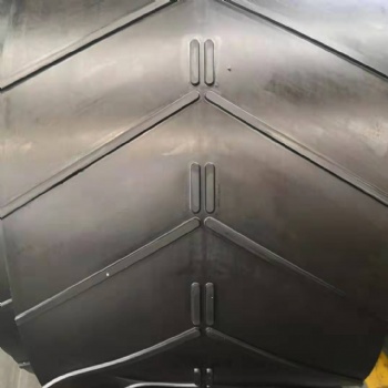 Chevron-conveyor-belting