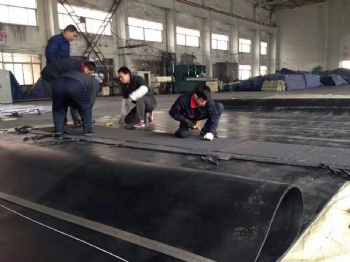 超宽输送带